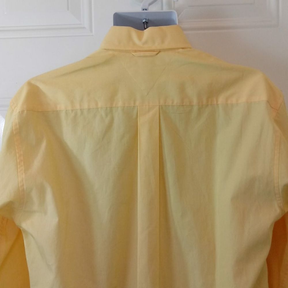 Tommy Hilfiger button-down yellow shirt - Picture 11 of 12